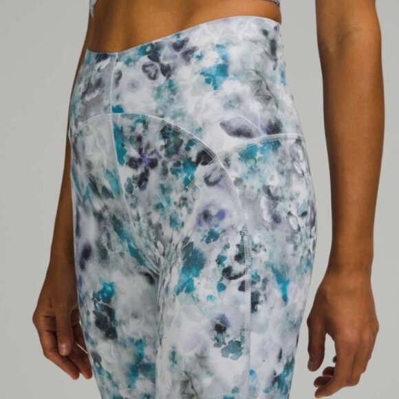 Unlimit High-Rise Tight 25" - Picture 5 of 8